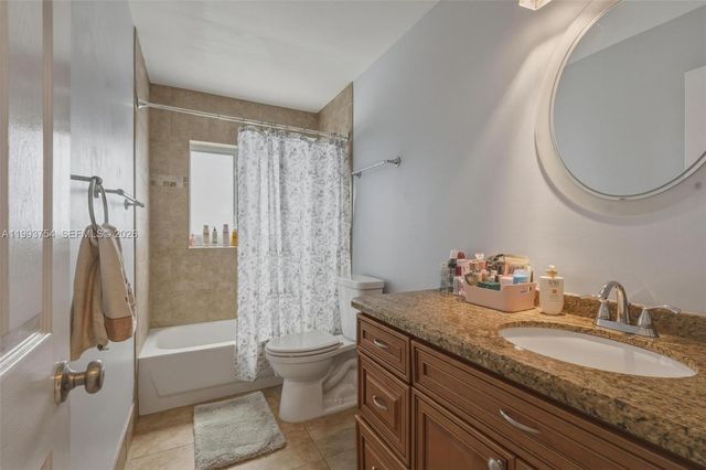 1510 SW 96th Ter, Davie, FL 33324