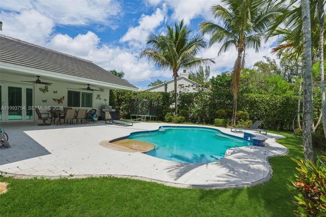 1510 SW 96th Ter, Davie, FL 33324