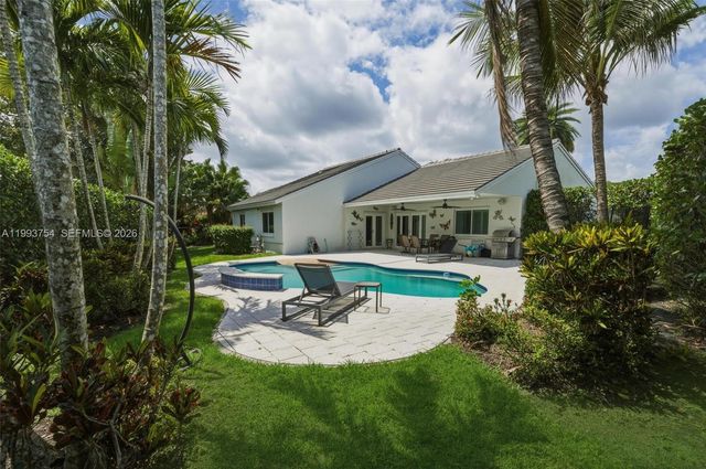 1510 SW 96th Ter, Davie, FL 33324