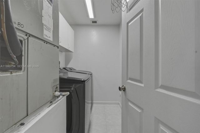 1510 SW 96th Ter, Davie, FL 33324