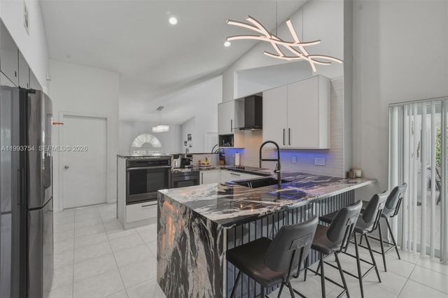 1510 SW 96th Ter, Davie, FL 33324