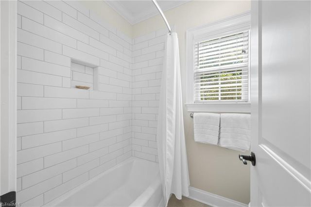 4347 Griffins Gate Lane, Greensboro, NC 27407