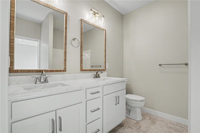 1422 Echo Ridge Ln, Marion, IA 52302