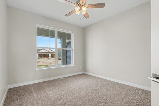 1422 Echo Ridge Ln, Marion, IA 52302