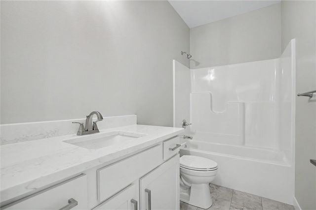 1422 Echo Ridge Ln, Marion, IA 52302