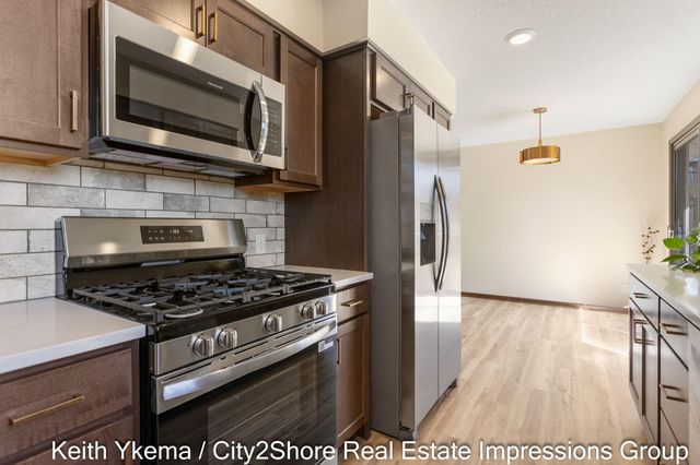 1830 N Roberts Road, Muskegon, MI 49445