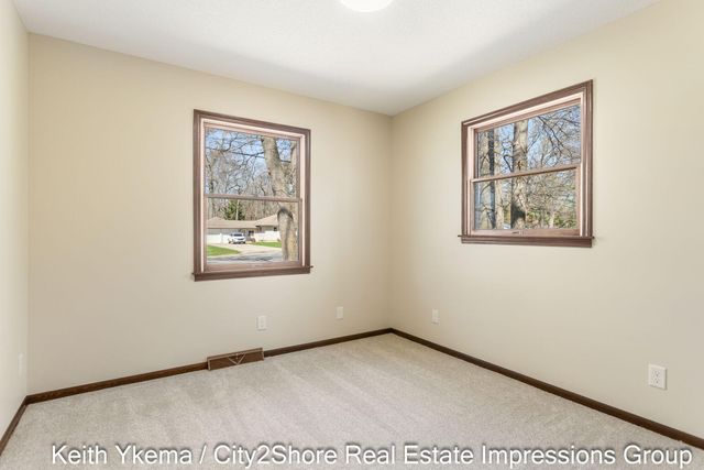 1830 N Roberts Road, Muskegon, MI 49445