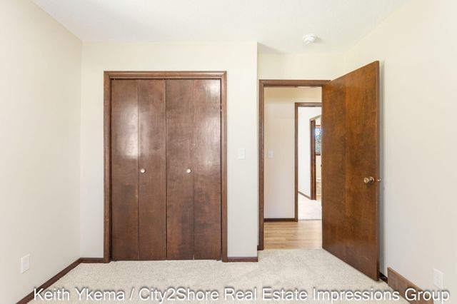 1830 N Roberts Road, Muskegon, MI 49445