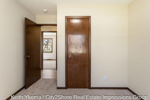 1830 N Roberts Road, Muskegon, MI 49445