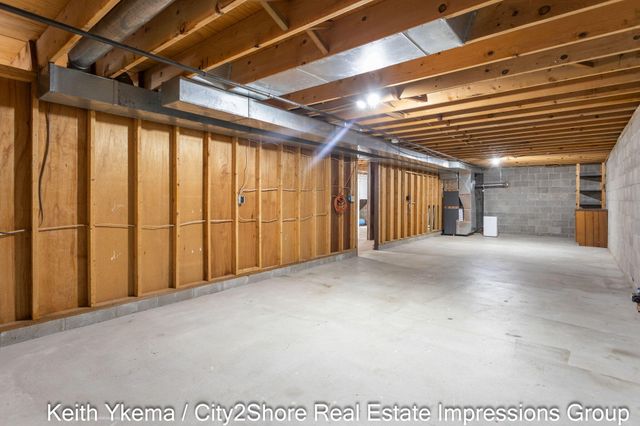 1830 N Roberts Road, Muskegon, MI 49445