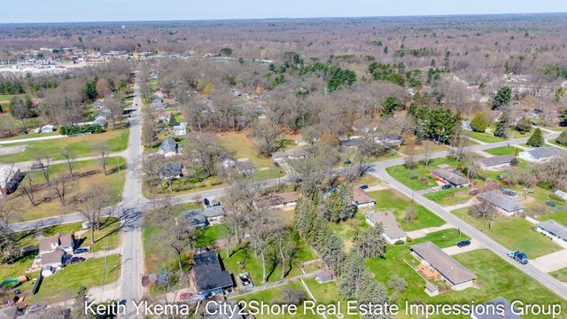 1830 N Roberts Road, Muskegon, MI 49445