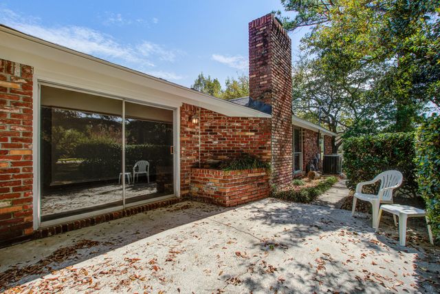 1805 Chelwood Circle, Charleston, SC 29407
