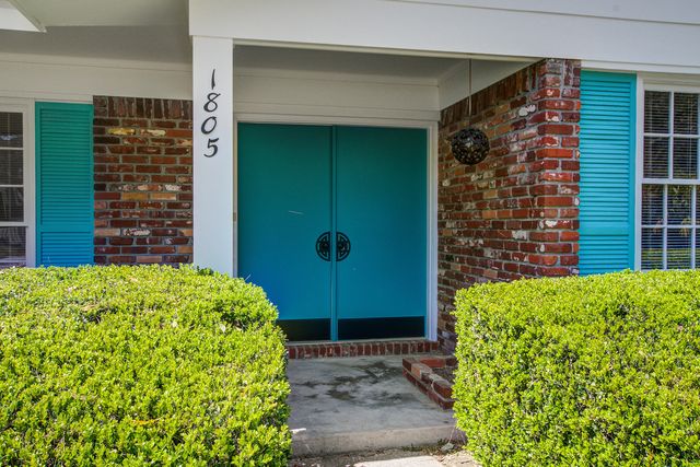 1805 Chelwood Circle, Charleston, SC 29407