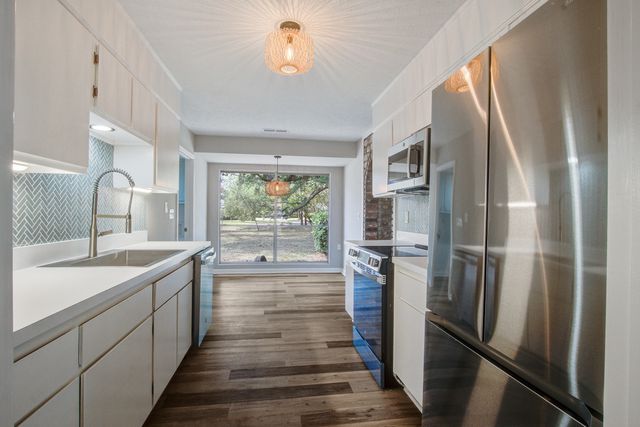 1805 Chelwood Circle, Charleston, SC 29407