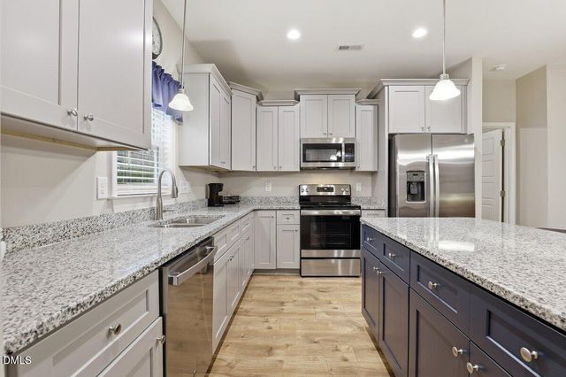 710 Haskett Court, Kinston, NC 28501