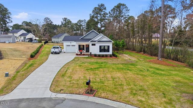 710 Haskett Court, Kinston, NC 28501