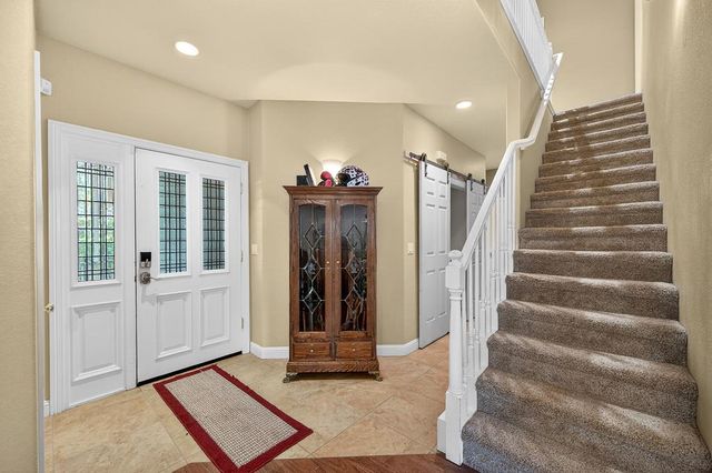 7010 Flat Creek Dr, Somerset, CA 95684