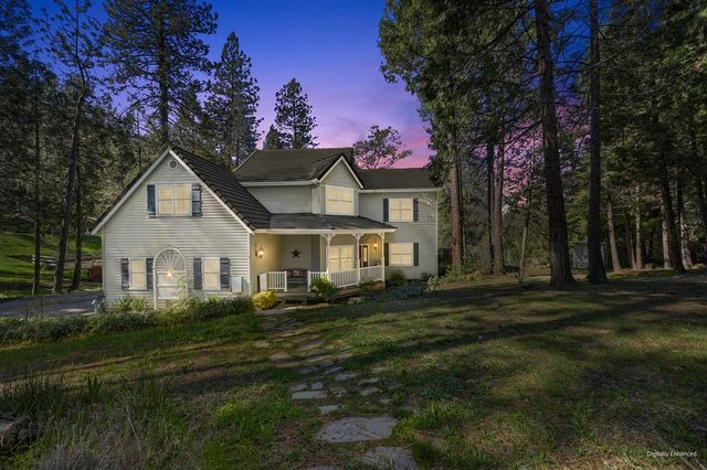 7010 Flat Creek Dr, Somerset, CA 95684