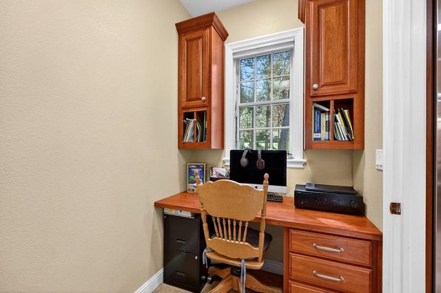 7010 Flat Creek Dr, Somerset, CA 95684