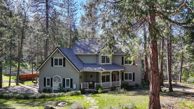 7010 Flat Creek Dr, Somerset, CA 95684