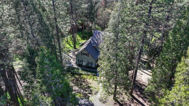 7010 Flat Creek Dr, Somerset, CA 95684