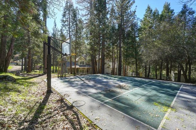 7010 Flat Creek Dr, Somerset, CA 95684