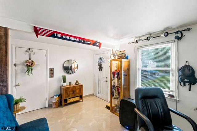 15 South St, Ridgefield Park Village, NJ 07660