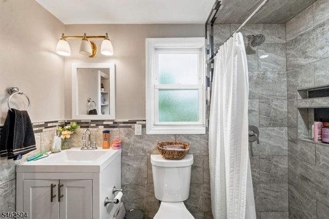 15 South St, Ridgefield Park Village, NJ 07660