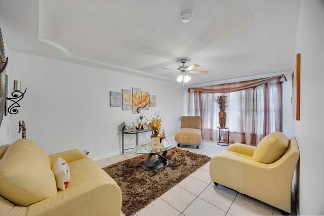 16508 EMERALD Avenue, Harvey, IL 60426