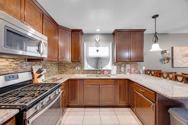 16508 EMERALD Avenue, Harvey, IL 60426