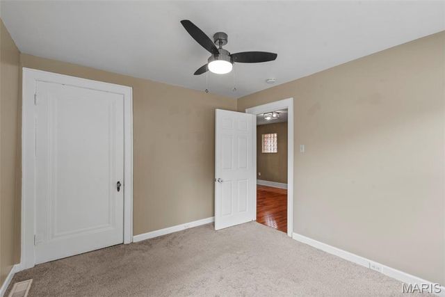 3831 Burgen, St Louis, MO 63116