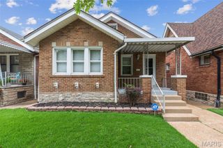 3831 Burgen, St Louis, MO 63116