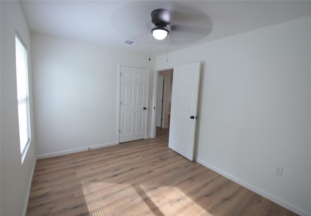 5422 Pine Avenue, Pasadena, TX 77503