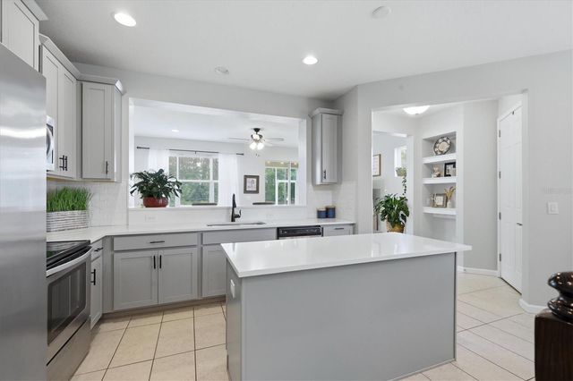 5552 PLEASANTVIEW COURT, Bradenton, FL 34211