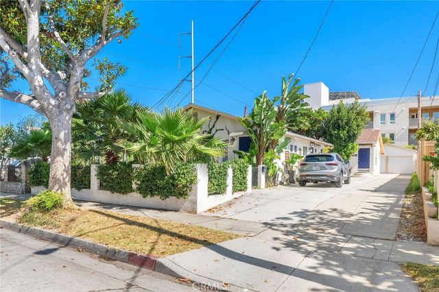 239 W Hillcrest Boulevard, Inglewood, CA 90301