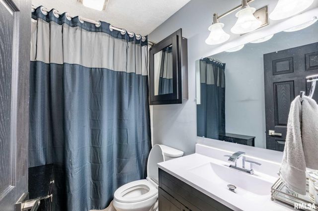 1710 George Sims Road, Marion, IL 62959