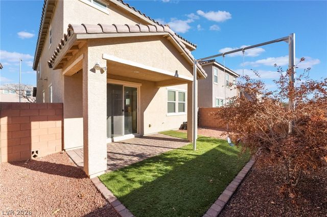 8749 Spanish Ridge Avenue, Las Vegas, NV 89148