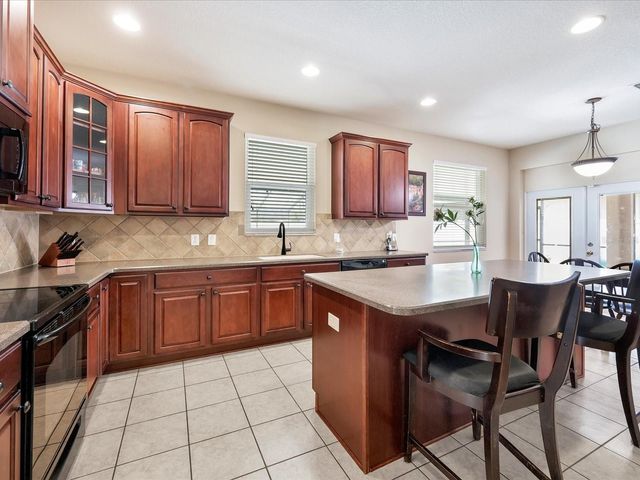 5592 SUPERIOR DRIVE, Lakeland, FL 33805