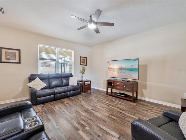 5592 SUPERIOR DRIVE, Lakeland, FL 33805