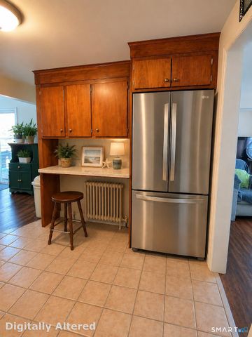 79 Fairfield Place, Fairfield, CT 06824