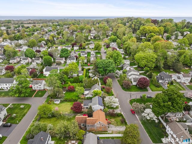 79 Fairfield Place, Fairfield, CT 06824
