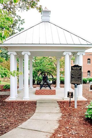 168 Brandle Rose Way, Hoschton, GA 30548