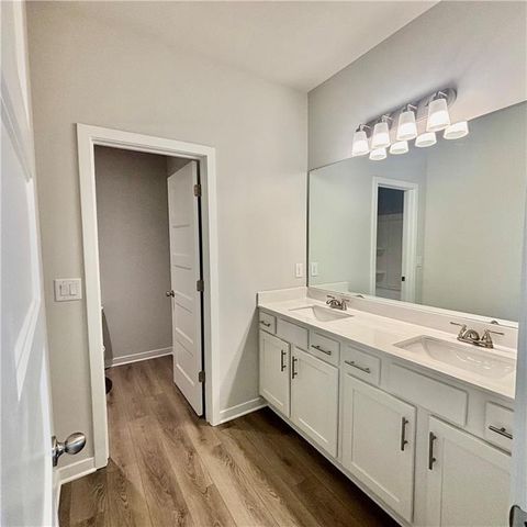 168 Brandle Rose Way, Hoschton, GA 30548