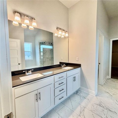 168 Brandle Rose Way, Hoschton, GA 30548