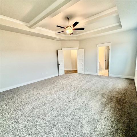 168 Brandle Rose Way, Hoschton, GA 30548