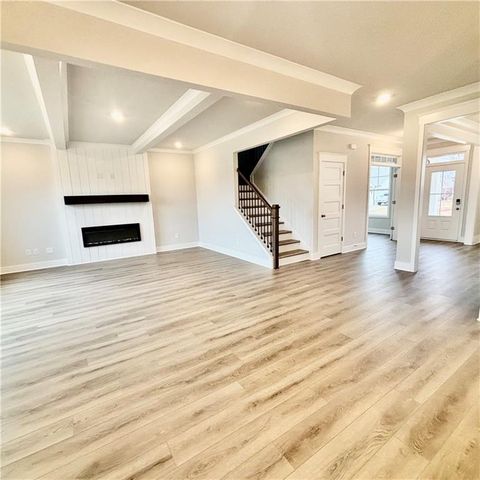 168 Brandle Rose Way, Hoschton, GA 30548