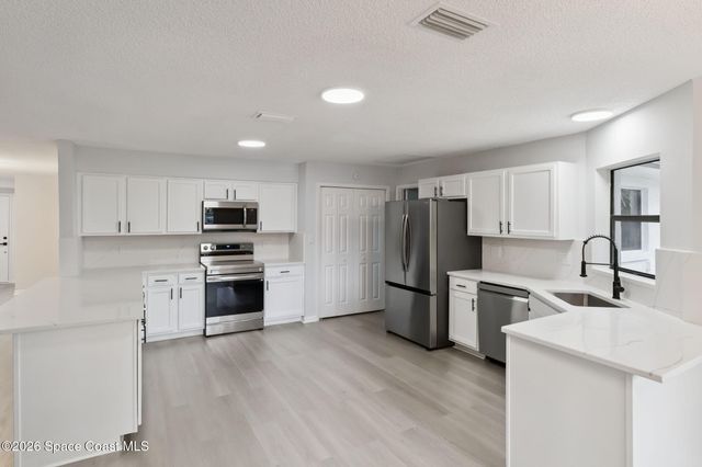 1760 Harbor Oaks Place, Merritt Island, FL 32952