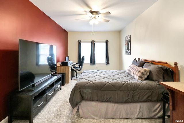 11217 N Oakwood Dr Unit 32, Peoria, IL 61615