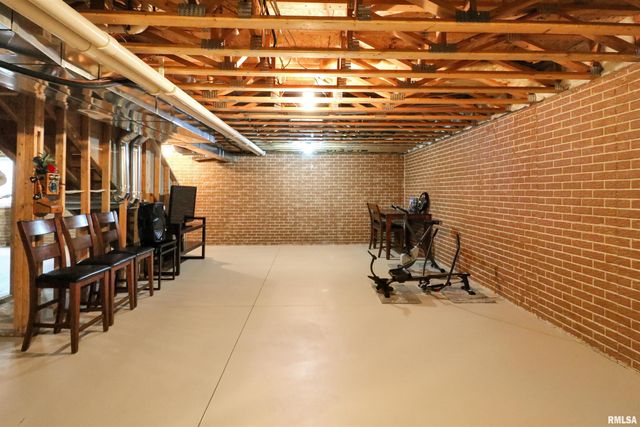 11217 N Oakwood Dr Unit 32, Peoria, IL 61615