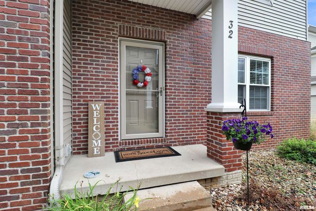11217 N Oakwood Dr Unit 32, Peoria, IL 61615